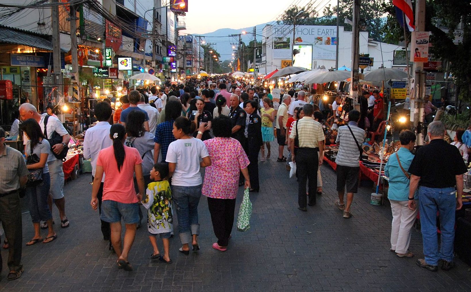 The Sunday Walking Street