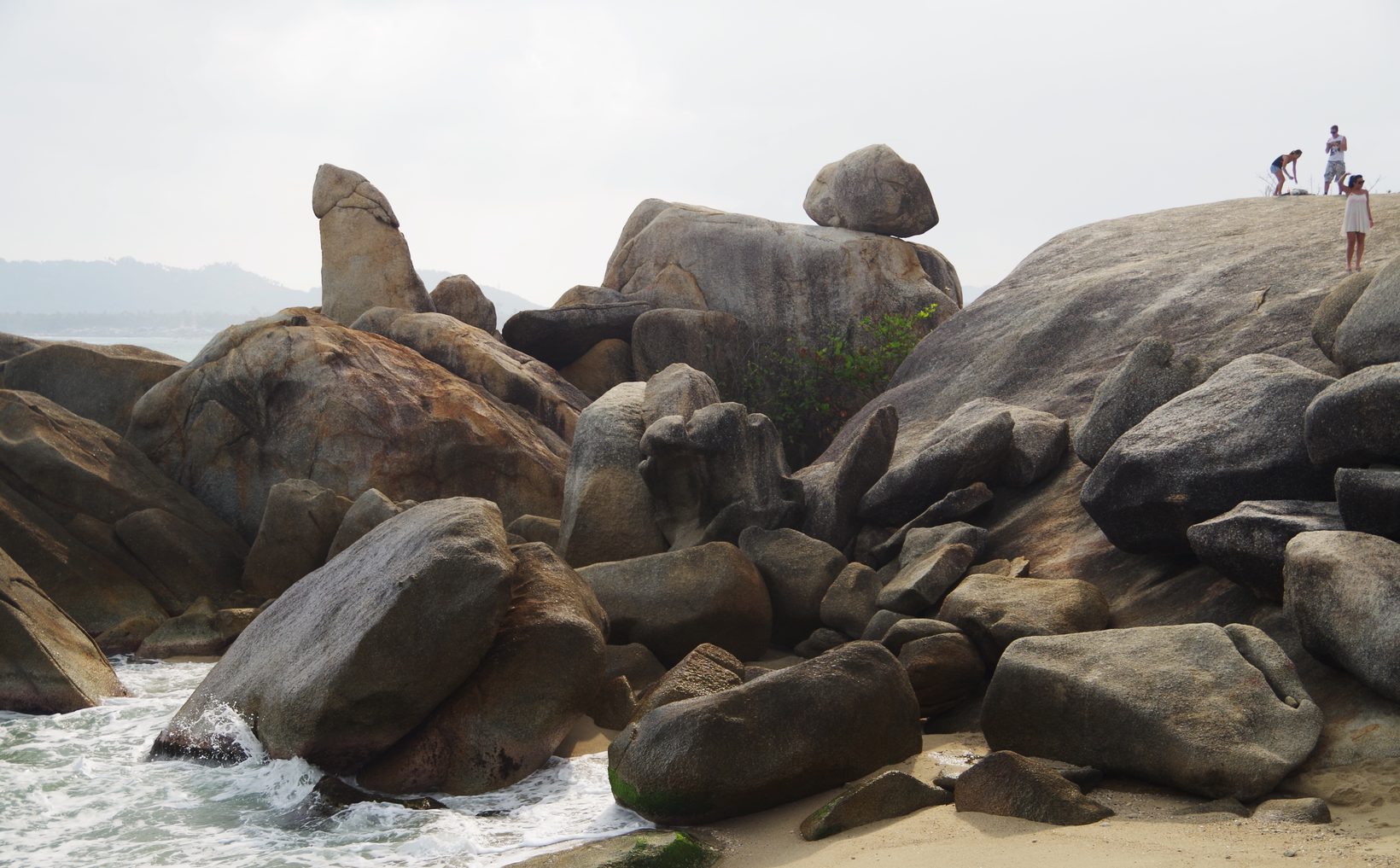 Hin Ta and Hin Yai
