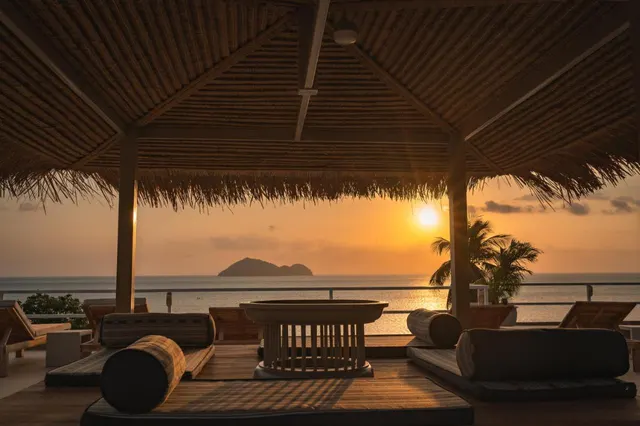 Baan Jai Dee Beach Front Hotel, photo 4