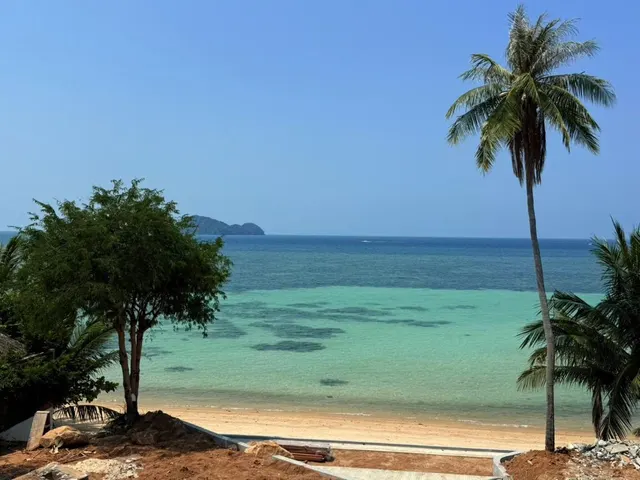 Baan Jai Dee Beach Front Hotel, photo 6