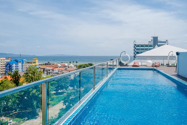 HT9 Hotel, photo 2