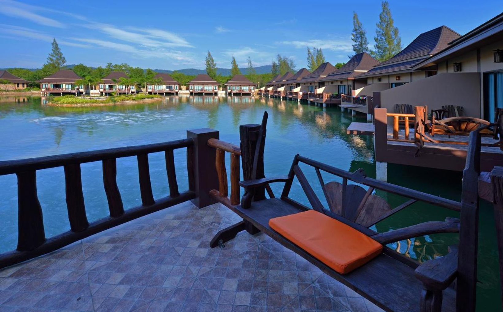 Poonsiri Resort Aonang